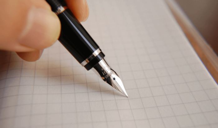 Electronic signatures vs. digital signatures