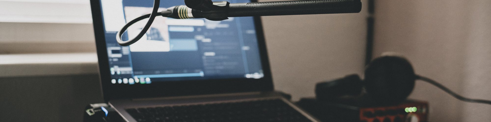 How to record your screen while hosting a webinar — both Mac and PC methods