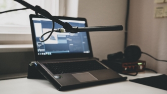 How to record your screen while hosting a webinar — both Mac and PC methods