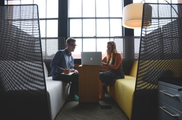 How to give critical feedback effectively