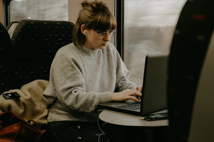 How to use webinar marketing to enhance your sales