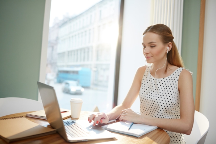 How to create a remote employee onboarding checklist