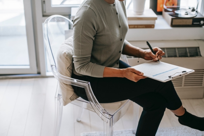 Accepting a COVID-19 self-declaration without contact