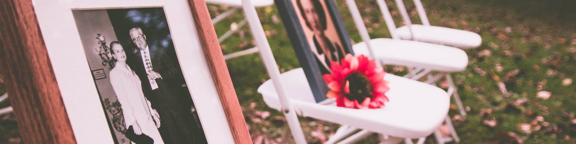 How to collect memorial tributes for deceased loved ones