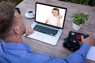 Google Meet vs Zoom: How to pick the best videoconferencing platform
