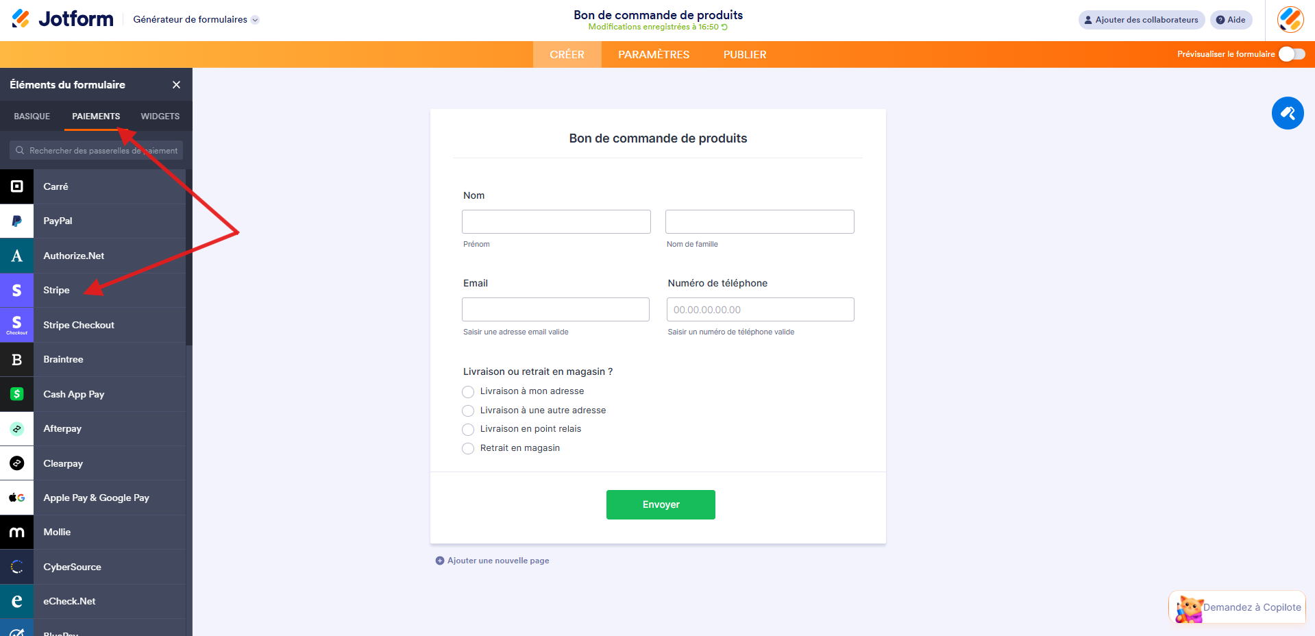 Capture d'écran d'un bon de commande dans le Générateur de formulaires Jotform avec une flèche vers Paiements et une autre vers Stripe