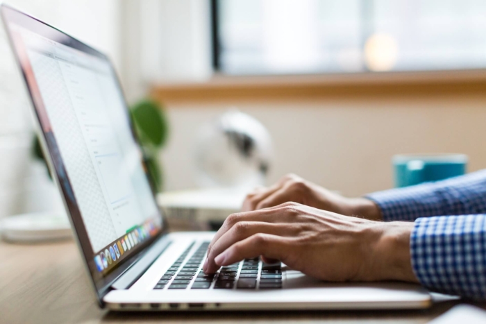 Microsoft Forms vs. Power Apps: Was ist besser?