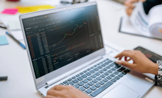 Apple and cryptocurrency payments: How to prepare your business