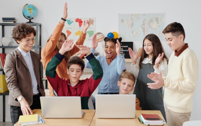 Les 8 meilleurs outils de création de questionnaire en ligne pour les enseignants