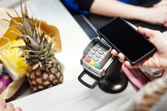 Does Square accept Apple Pay?