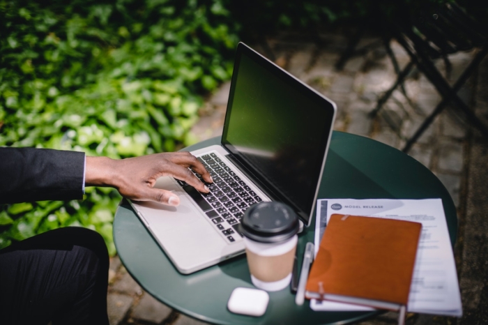 ClickUp vs Airtable: Welches Tool hat die Nase vorn?