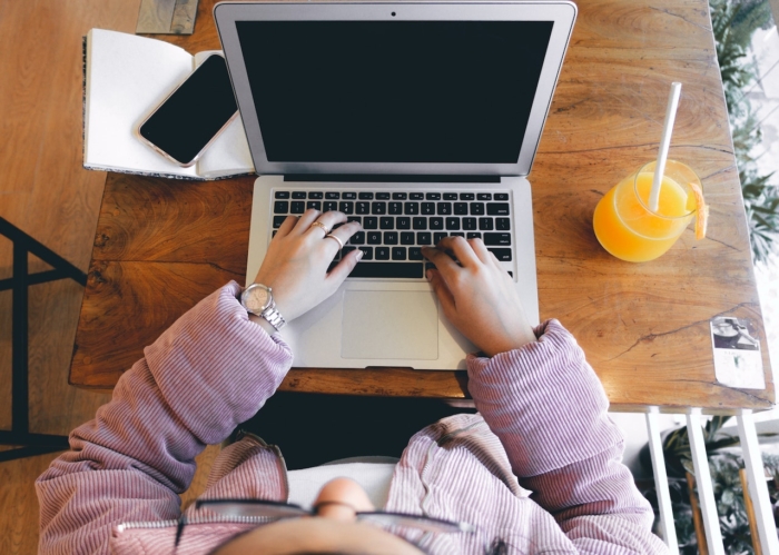 How to conduct a pricing survey: Questions to ask