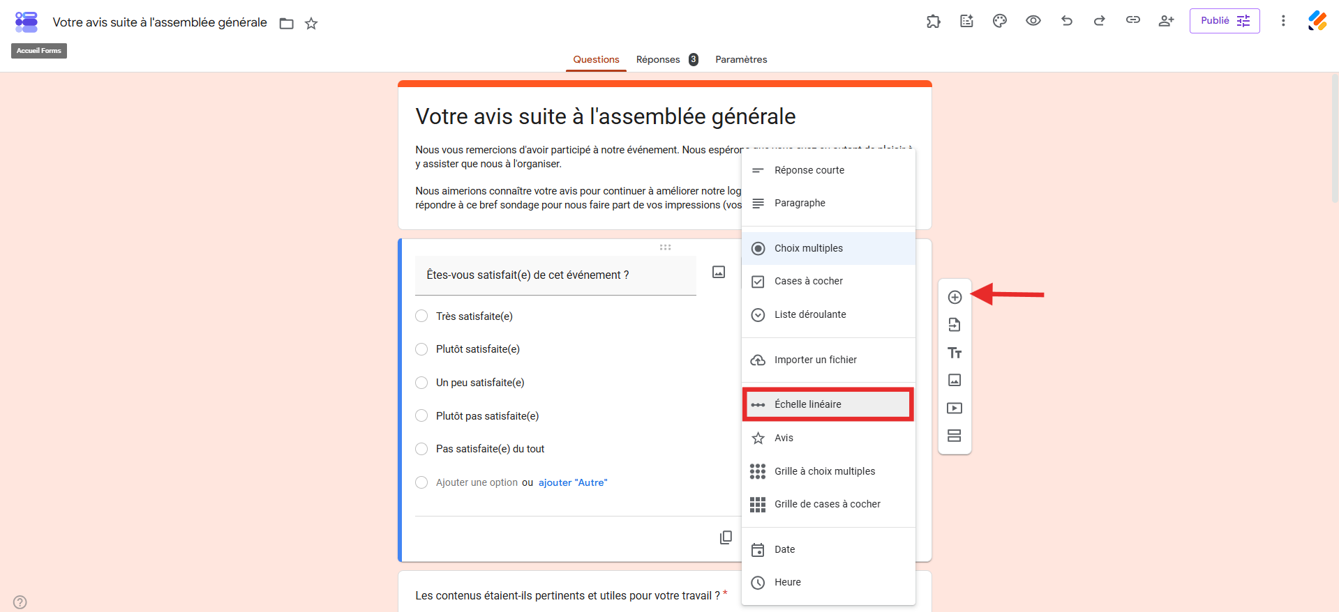 Capture d'écran d'un formulaire dans Google Forms avec une flèche vers le bouton « + » pour ajouter une question à échelle linéaire en sélectionnant « Échelle linéaire » dans le menu qui s'affiche