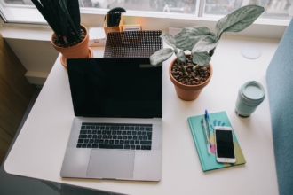 How to switch to paperless document management