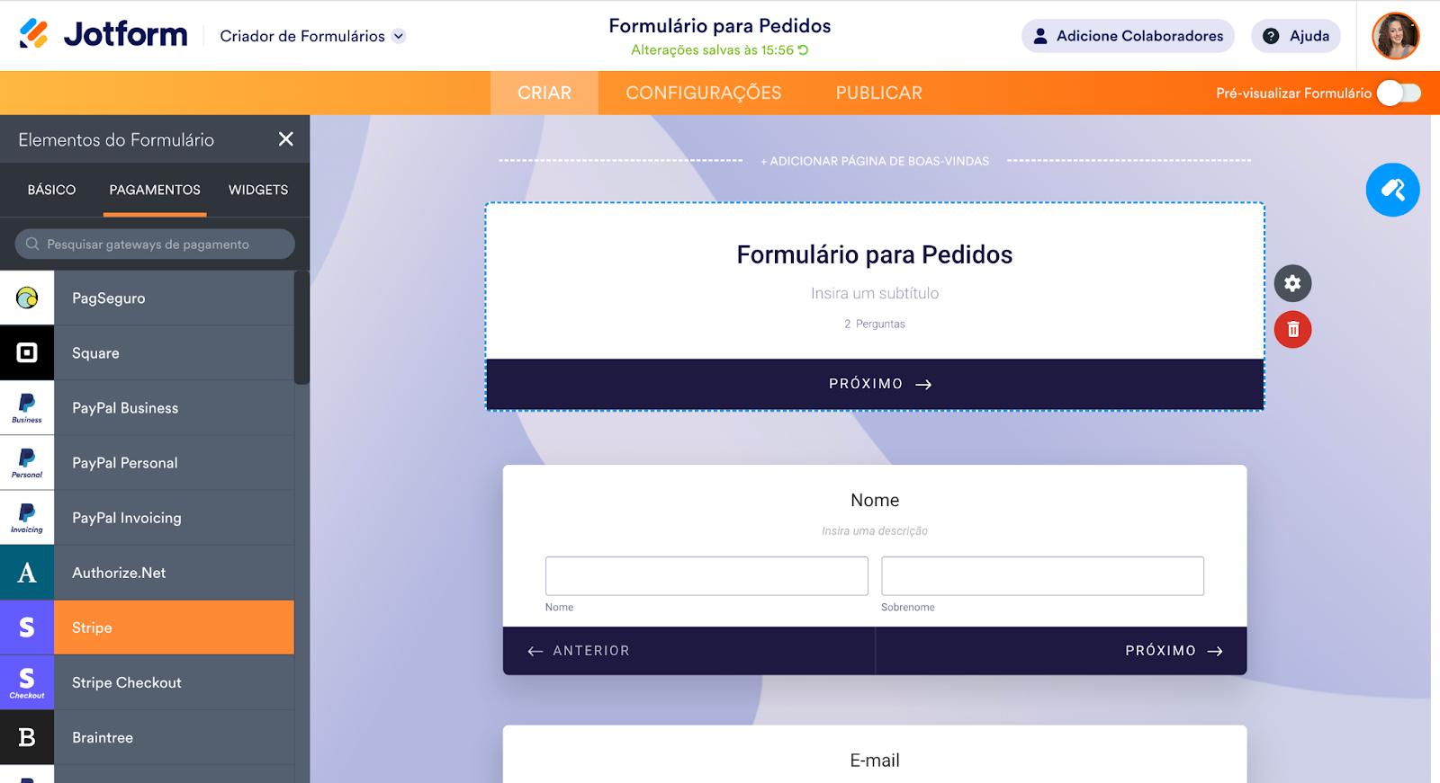 Clicando em Stripe para adicionar uma Integração de Pagamento no Criador de Formulários Jotform