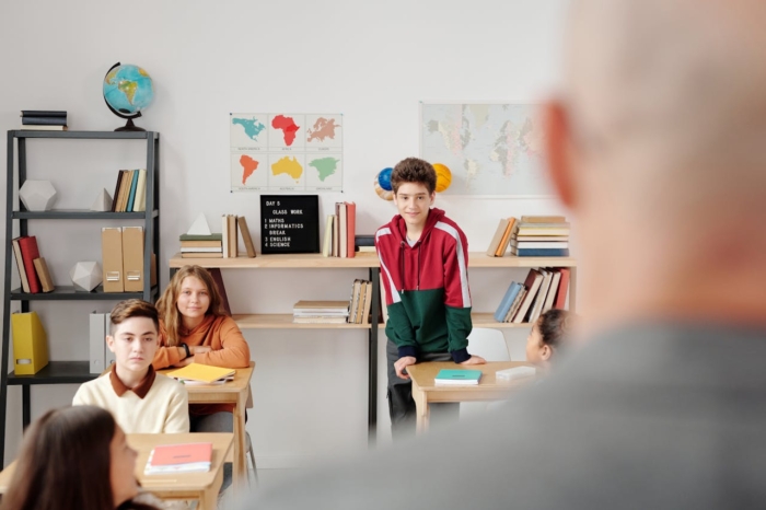 3 Google Classroom alternatives to elevate online education for 2026