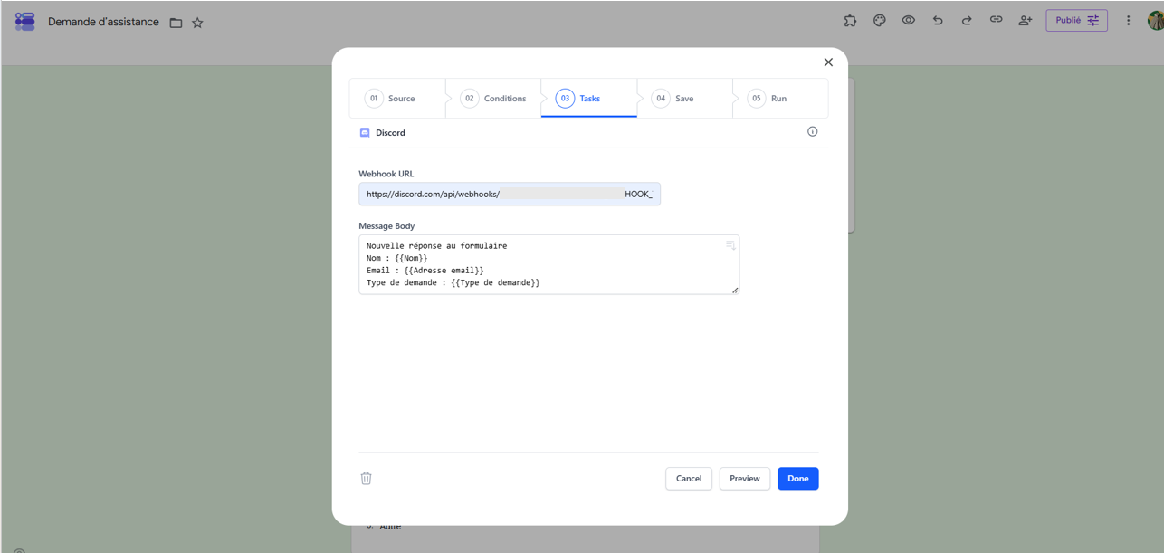 Capture d'écran de l'onglet Tasks de la fenêtre de création du workflow Document Studio dans Google Forms avec l'URL copiée et le message personnalisé