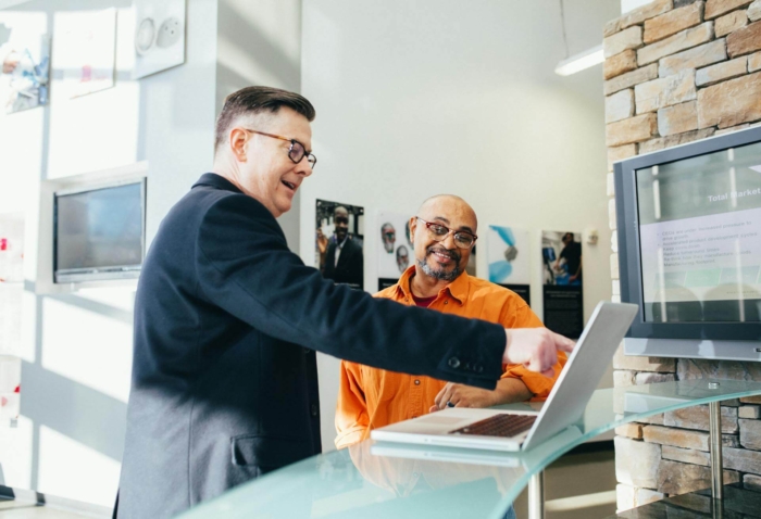 Complete sales tracking guide with 5 steps and 6 app templates