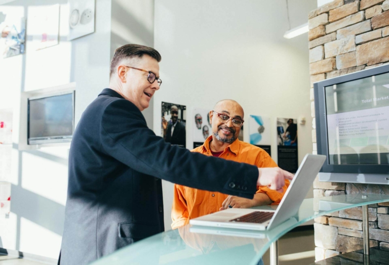 Complete sales tracking guide with 5 steps and 6 app templates ...