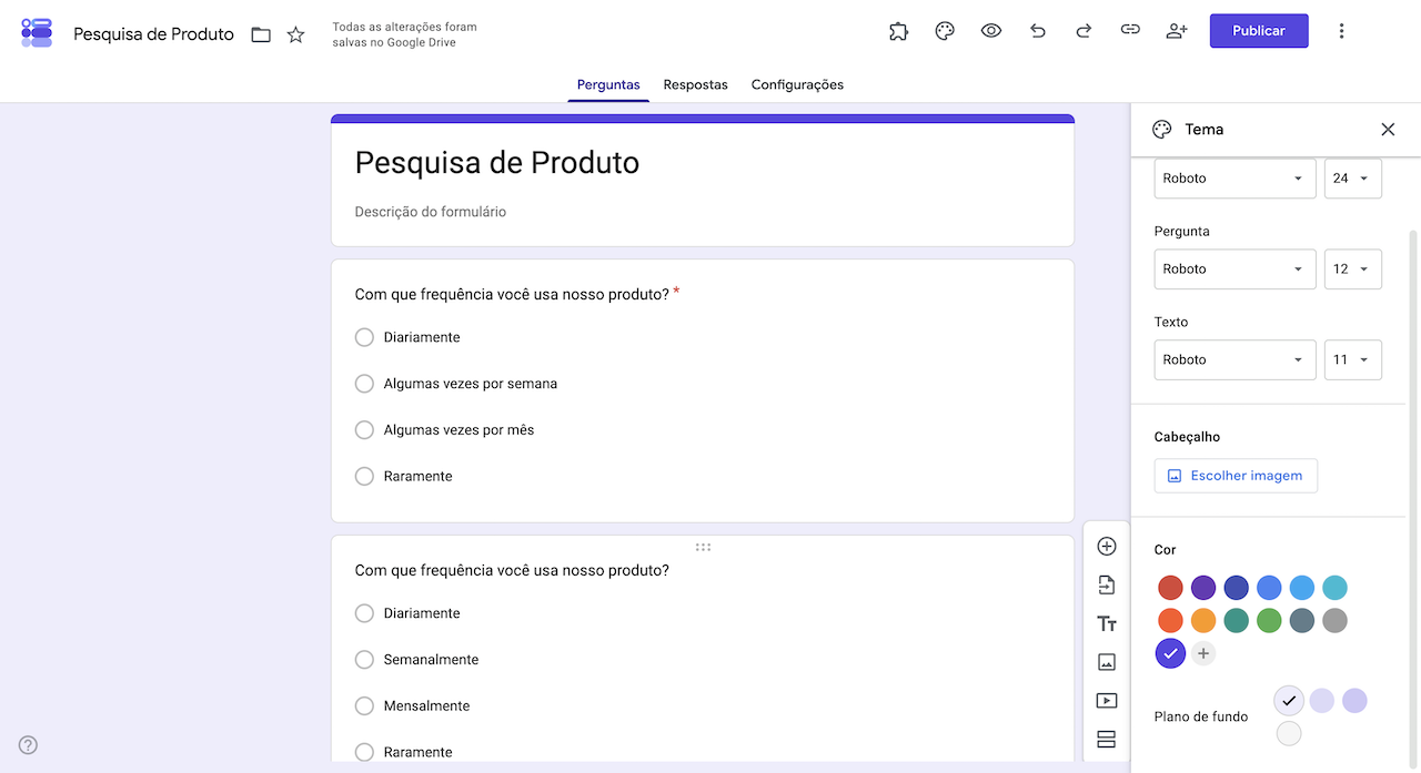Painel de tema do Formulários Google aberto, exibindo opções de fonte, tamanho do texto, imagem de cabeçalho, cores e plano de fundo