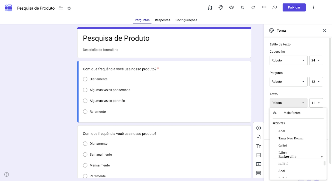 Menu de seleção de fontes aberto no painel de tema do Formulários Google, exibindo diferentes opções de fonte