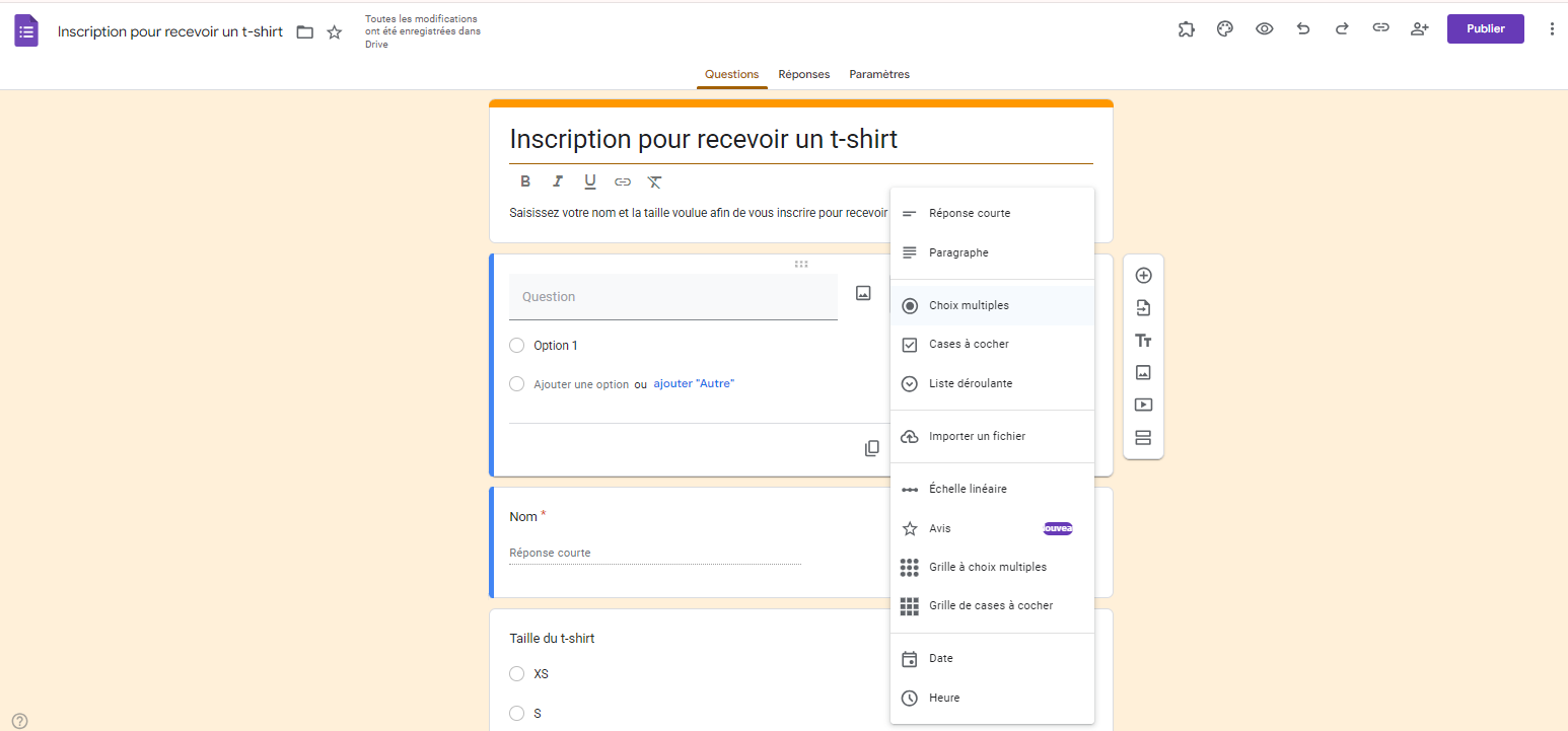 Capture d'écran montrant la sélection Choix multiples parmi les types de questions dans un formulaire Inscription pour recevoir un t-shirt Google Forms