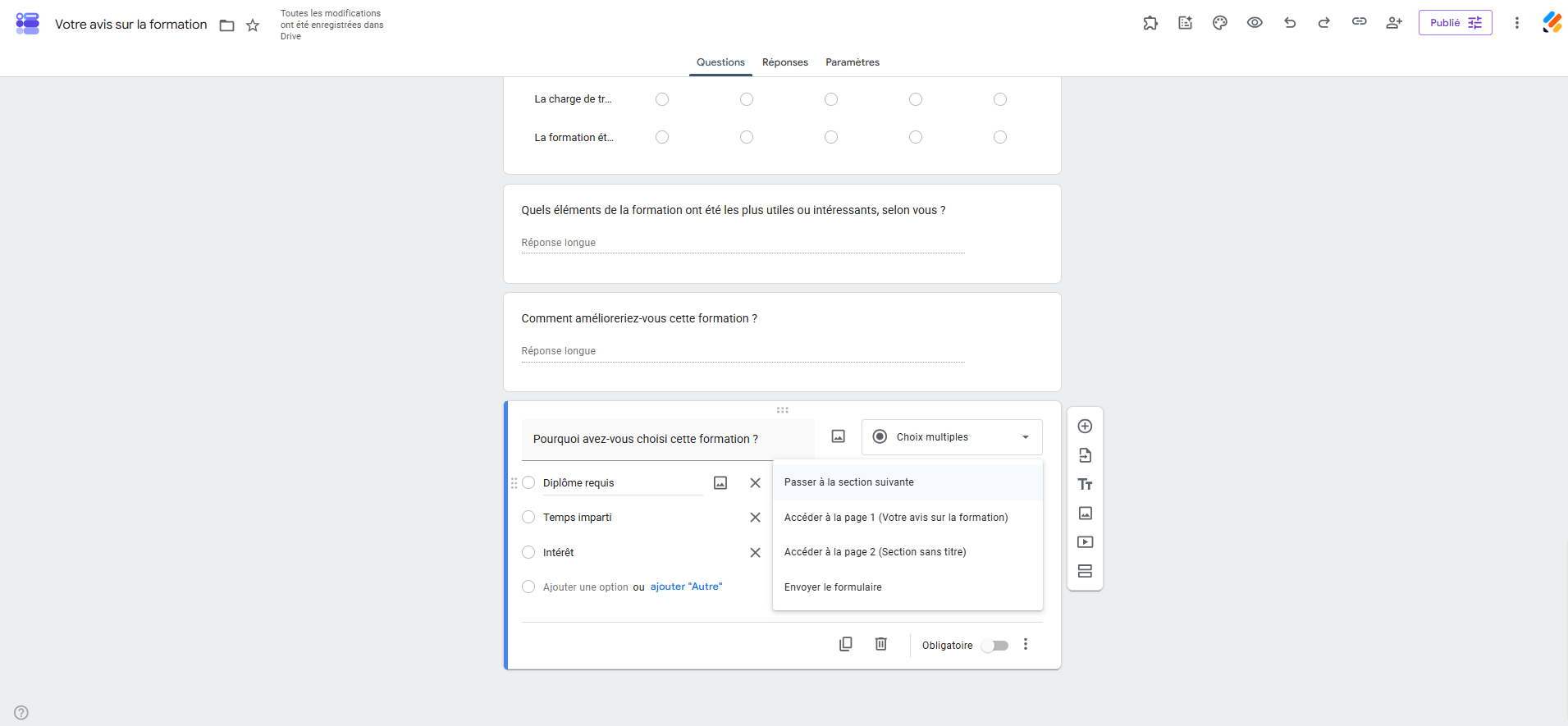 Capture d'écran d'un formulaire dans Google Forms avec une question Choix multiples et les options de la fonctionnalité Accéder à une section en fonction de la réponse