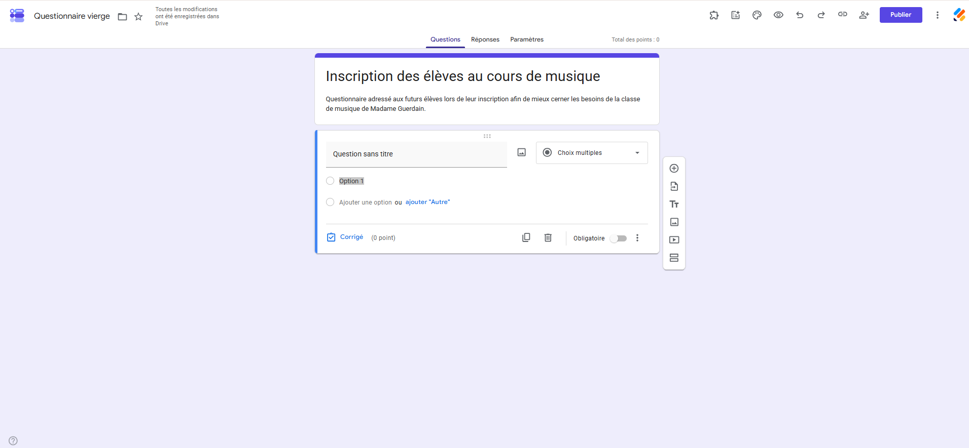 Capture d'écran d'un formulaire dans Google Forms avec une première question à personnaliser