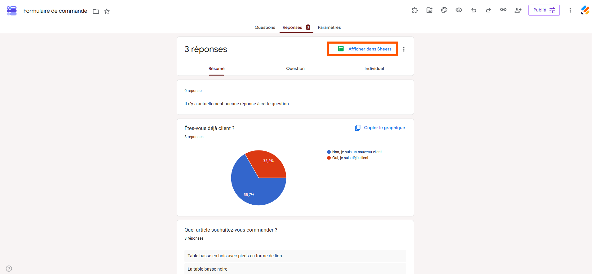 Capture d'écran d'un formulaire Google Forms avec un encadré autour de Afficher dans Sheets
