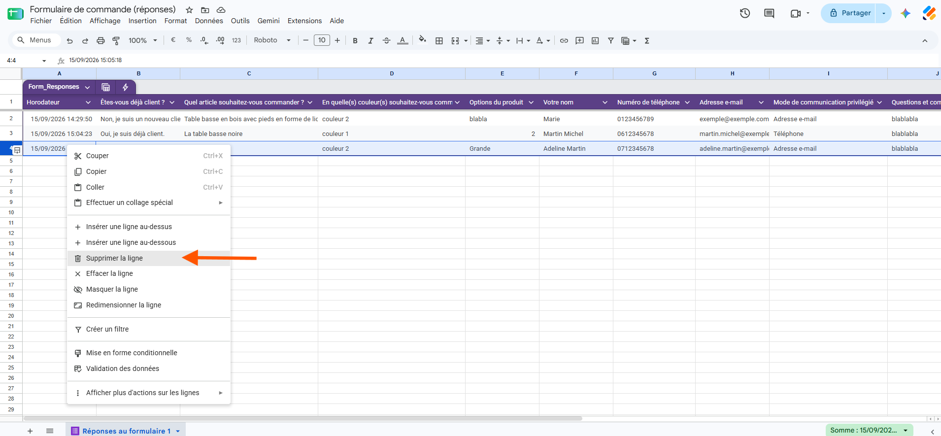 Capture d'écran du tableau Google Sheets correspondant aux réponses du formulaire avec une flèche pointant vers Supprimer la ligne