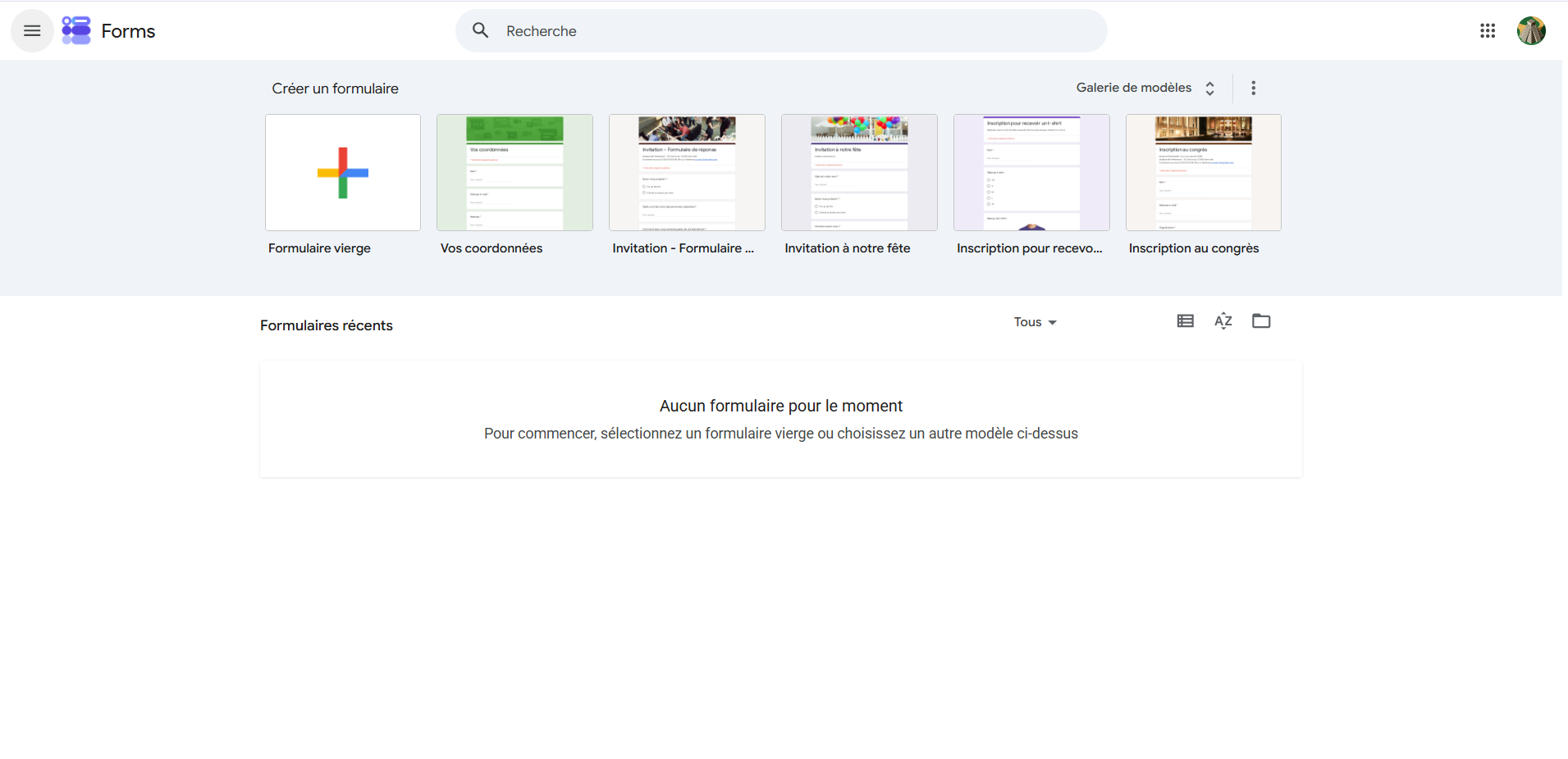 Capture d'écran de l'interface de création de formulaire de Google Forms