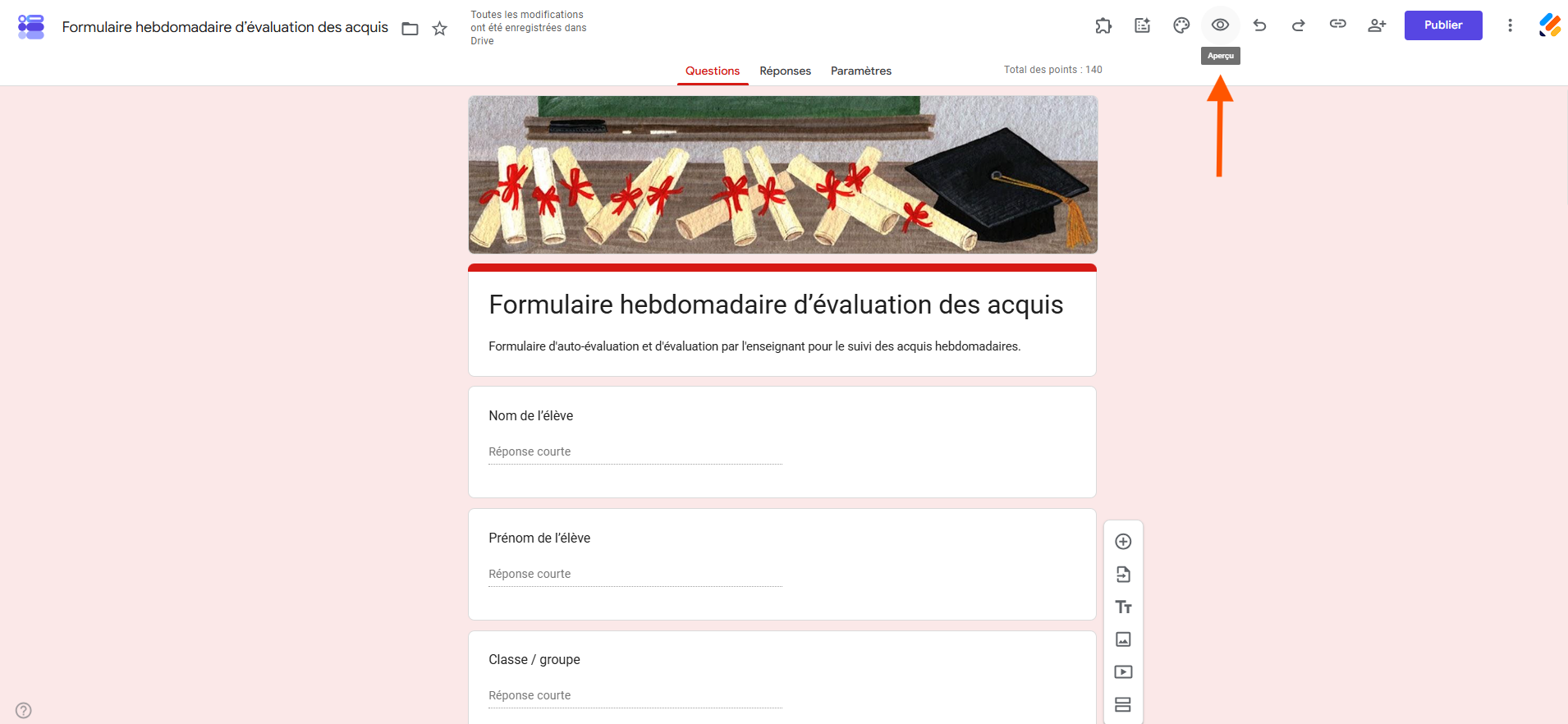 Capture d'écran du formulaire Google Forms avec une flèche pointant vers Aperçu