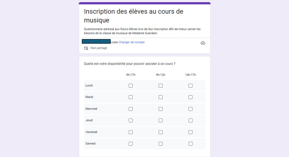 Capture d'écran d'un questionnaire Google Forms au format grille de cases à cocher avec la première question complétée, telle que les destinataires la verront
