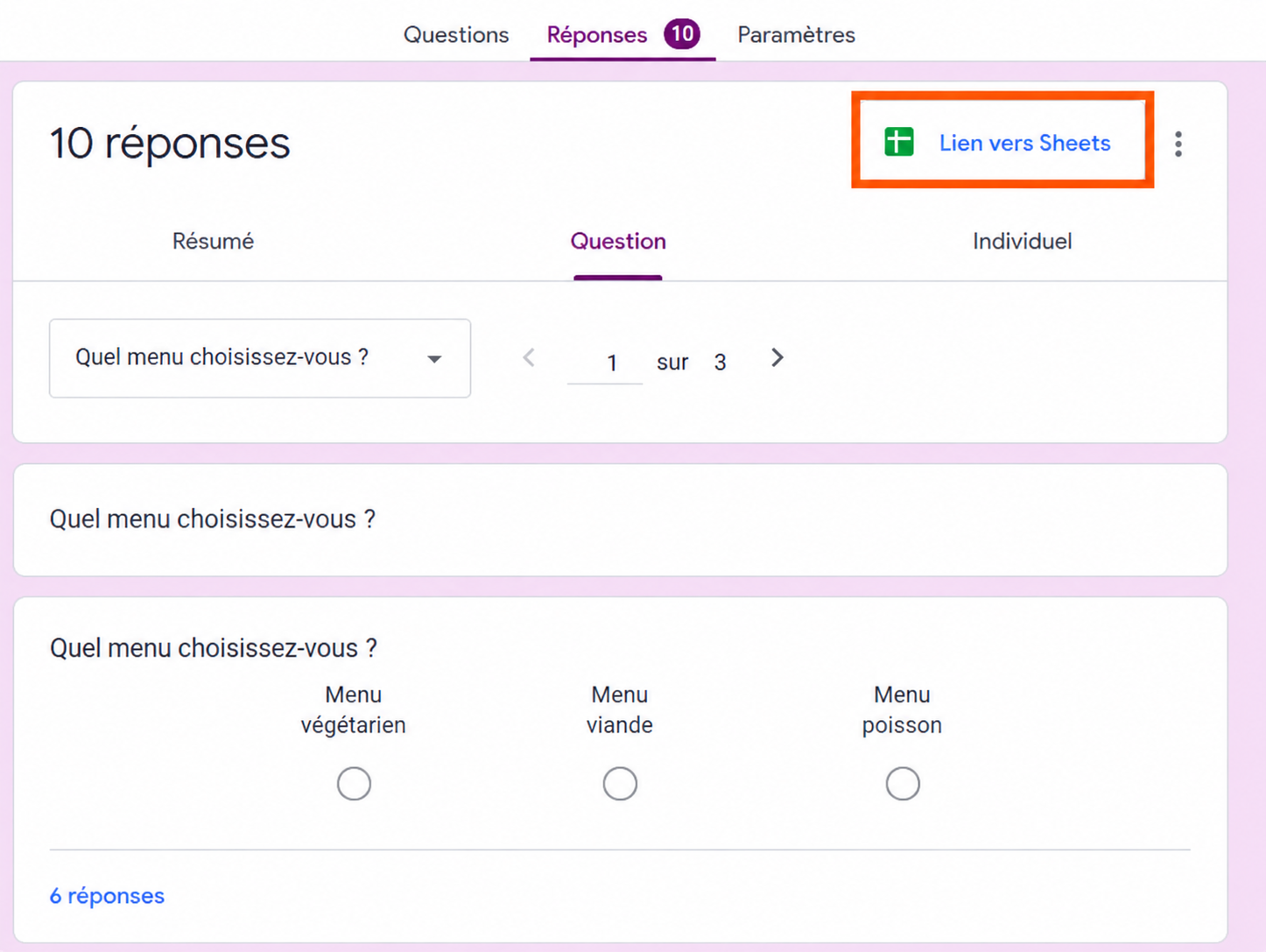 Capture d'écran d'un formulaire RSVP dans Google Forms, avec un encadré autour de la sélection Lier vers Sheets