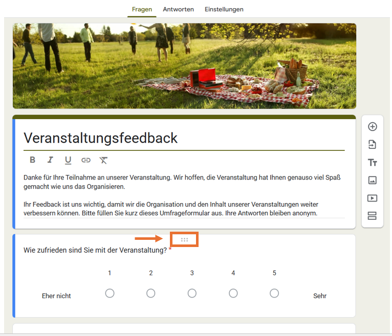 Ein Online-Formular für das Feedback zu einer Veranstaltung mit dem Bild eines Picknicks in der Kopfzeile und Fragen auf einer Bewertungsskala