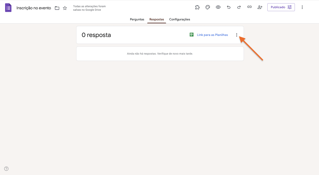 Clicando no menu de três pontos na aba Respostas no Formulários Google