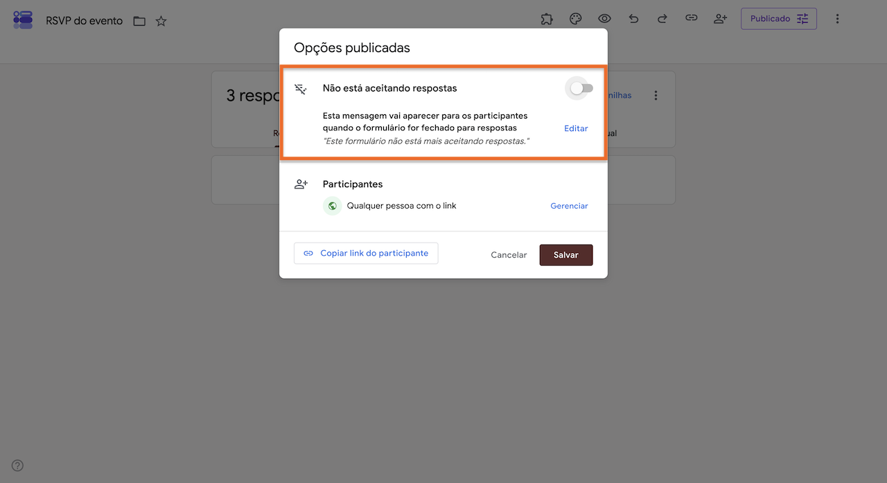 Janela "Opções publicadas" do Formulários Google mostrando a opção desativada para aceitar respostas