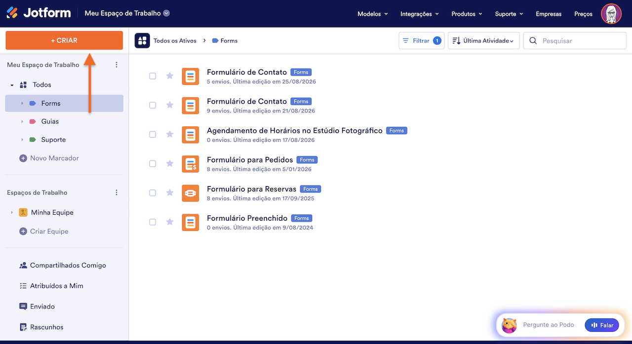 Captura de tela da página Meus Formulários na Jotform, com uma seta apontando para o botão + Criar