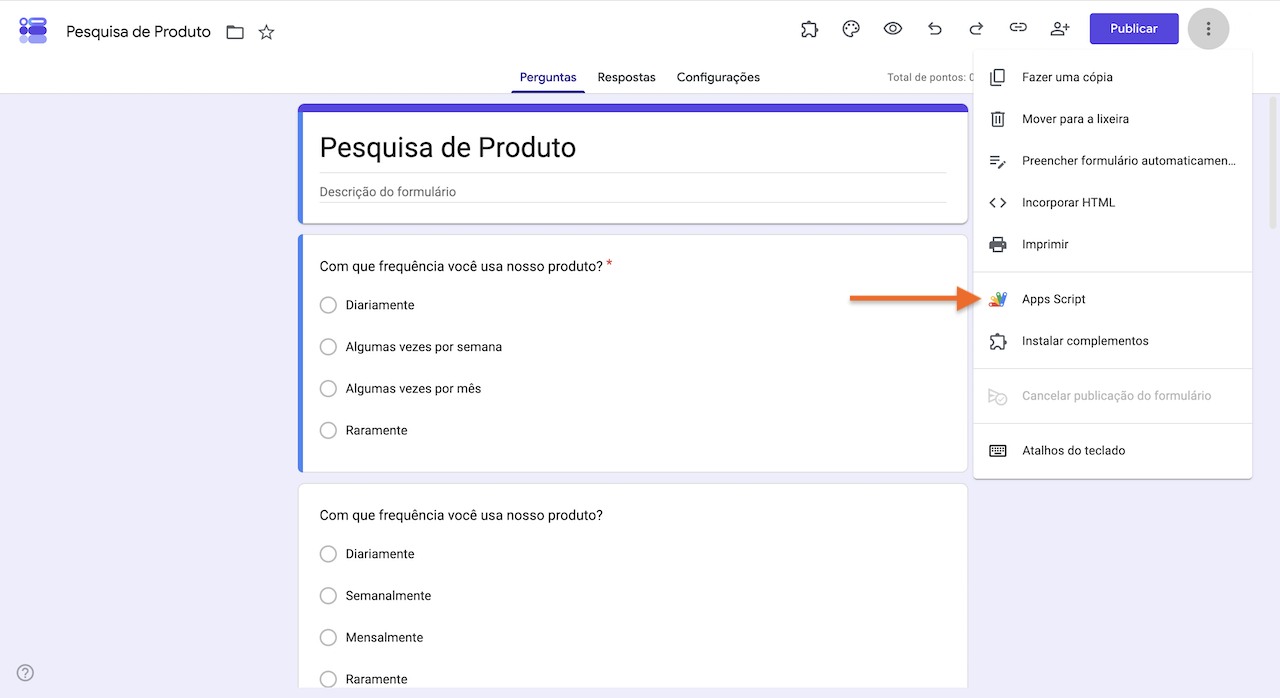 No menu de três pontos, clique em "Apps Script" para abrir o editor do Google Apps Script