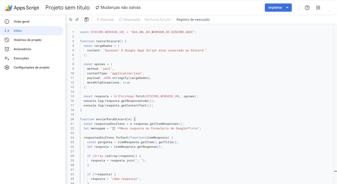 Interface do Apps Script com o código para conectar o Formulários Google ao Discord colado no editor