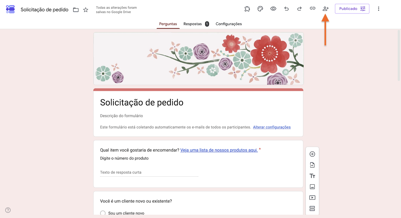 Captura de tela da do Formulários Móveis clicando no ícone de pessoa com sinal de mais no canto superior direito da tela (Compartilhar)