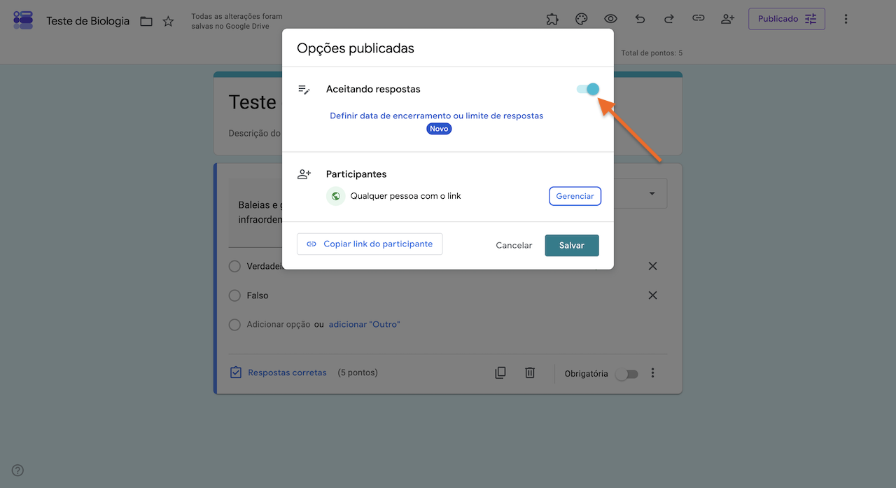Alternando o botão "Aceitando respostas" no Formulários Google
