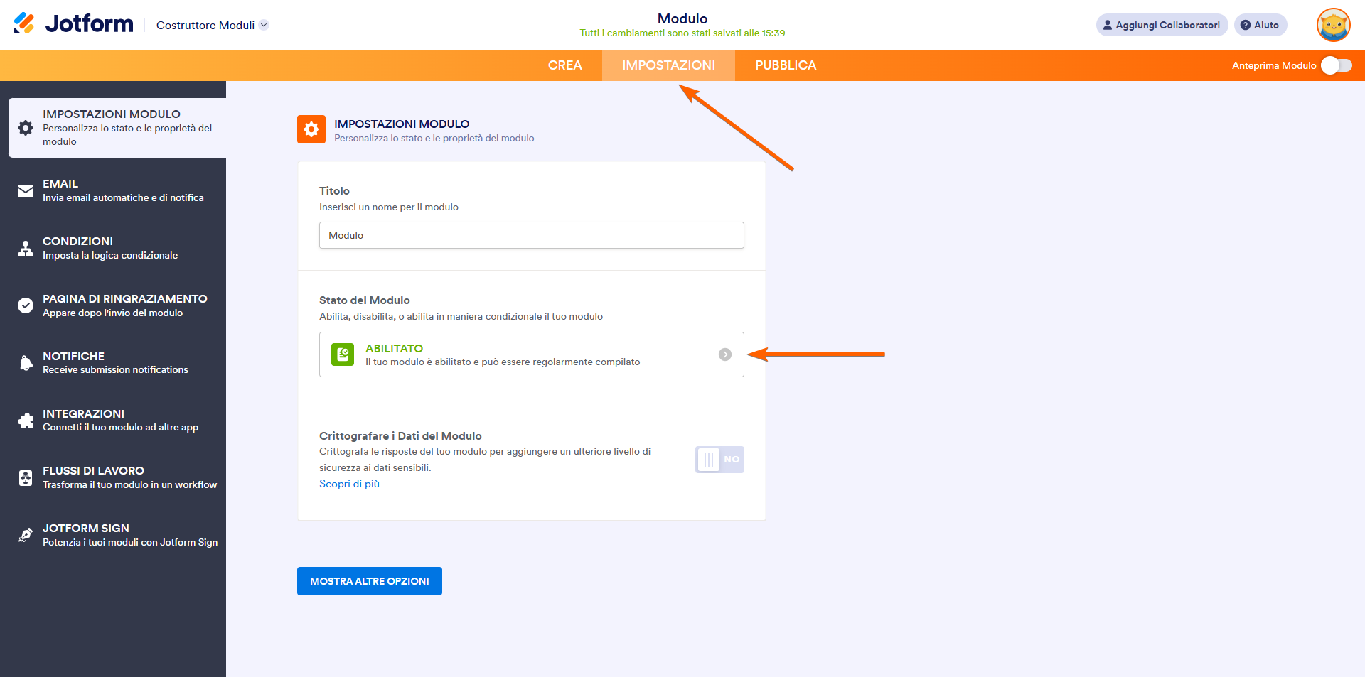 Screenshot della scheda Impostazioni nel Costruttore di Moduli Jotform, con una freccia che indica la sezione Stato del Modulo impostata su Abilitato