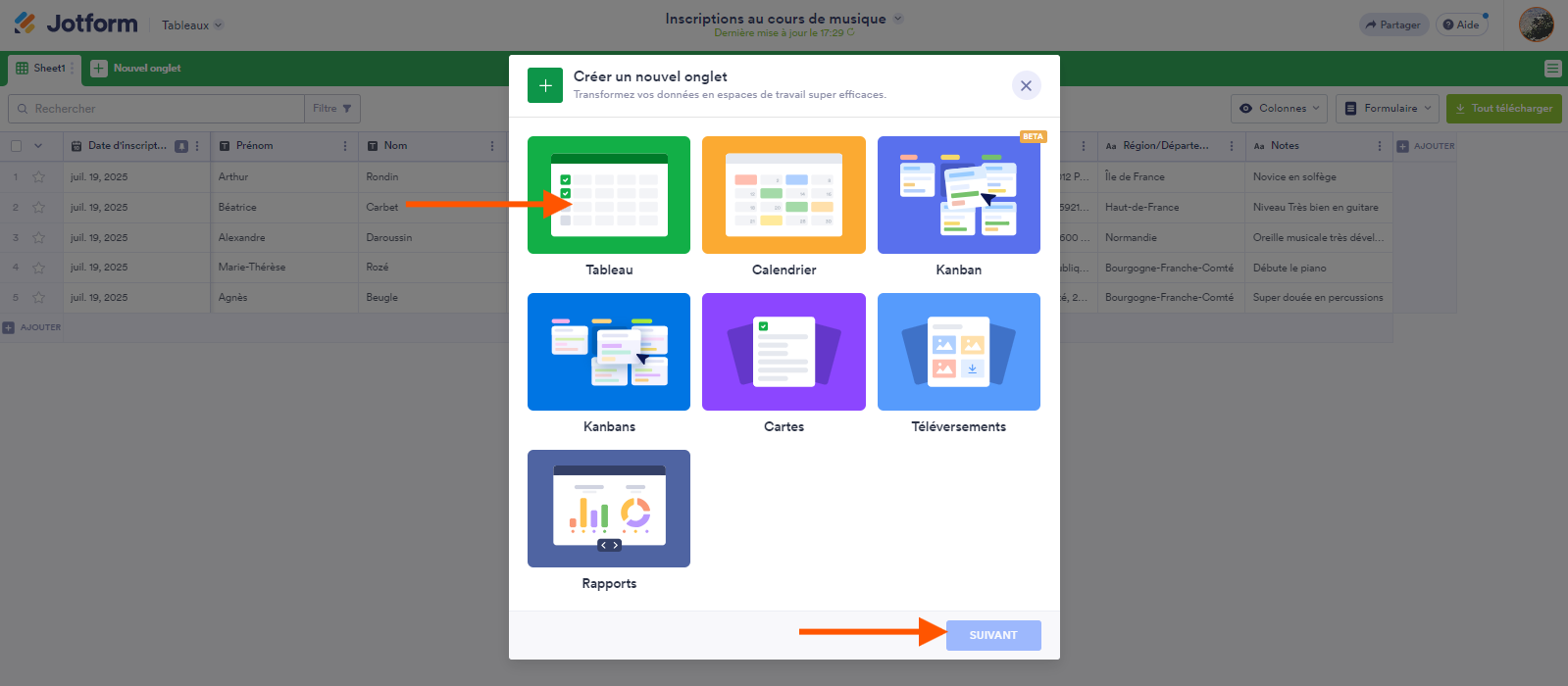 Capture d'écran de l'option Créer un nouvel onglet avec des flèches pointant vers Tableau et le bouton Suivant dans les Tableaux Jotform