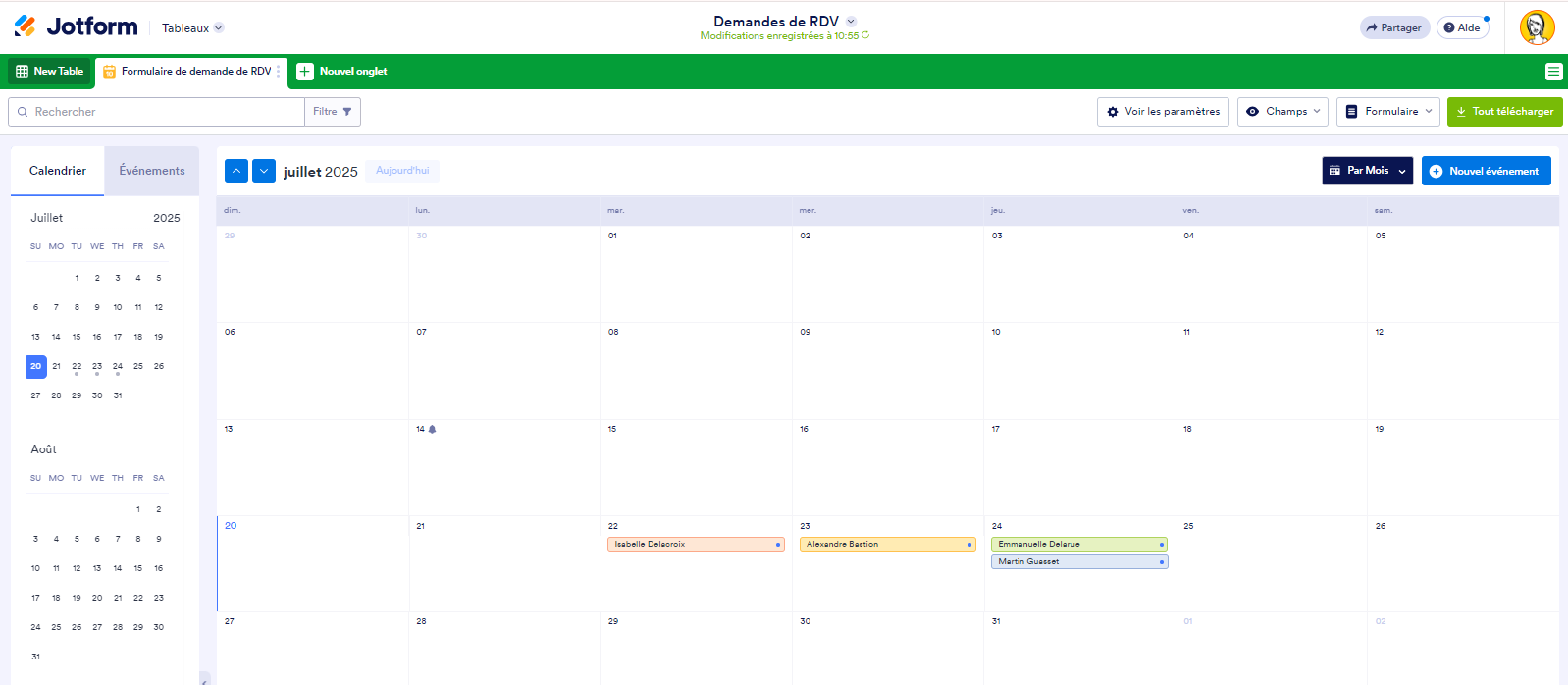 Capture d'écran de la vue de calendrier dans les Tableaux Jotform