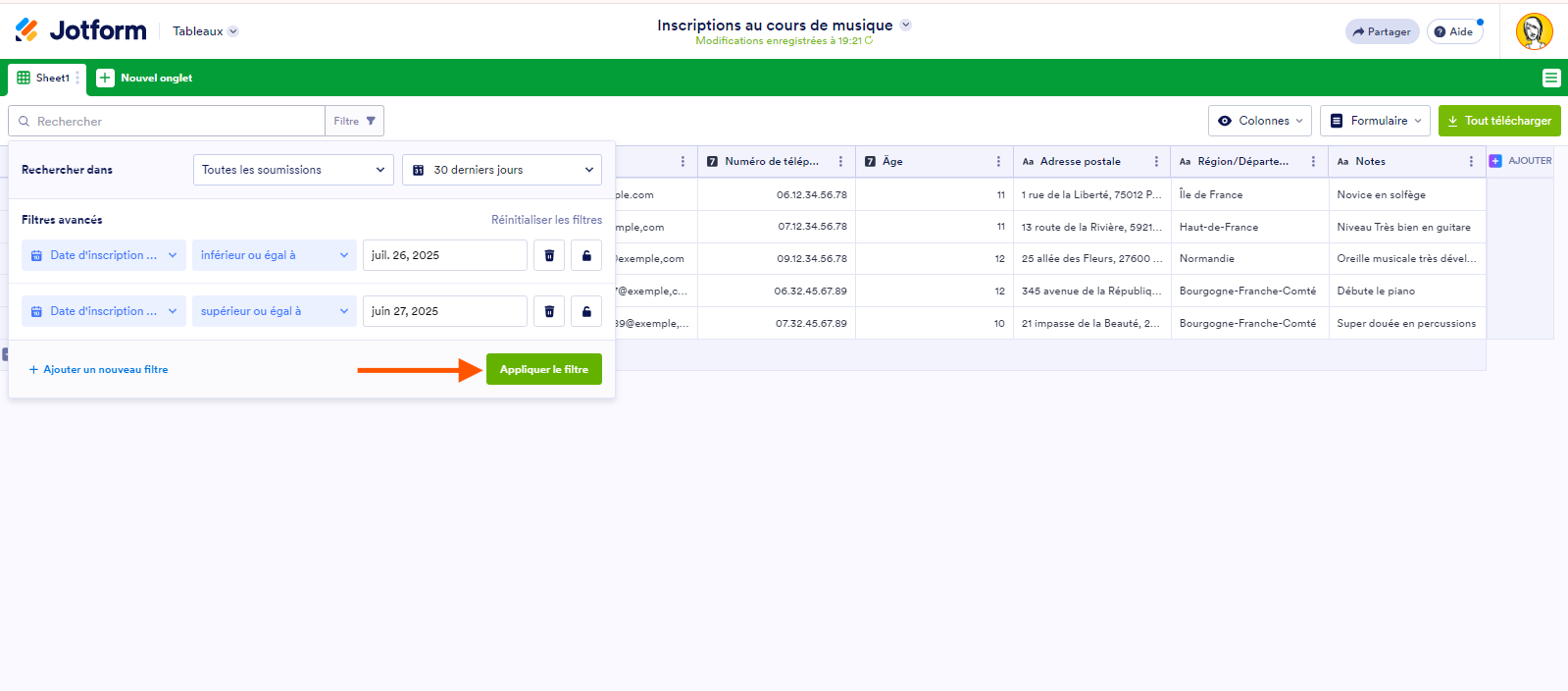 Capture d'écran de la fenêtre de filtre avec une flèche pointant sur le bouton Appliquer le filtre dans les Tableaux Jotform