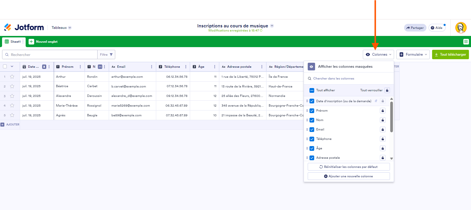 Capture d'écran avec une flèche pointant vers le bouton Colonnes dans les Tableaux Jotform
