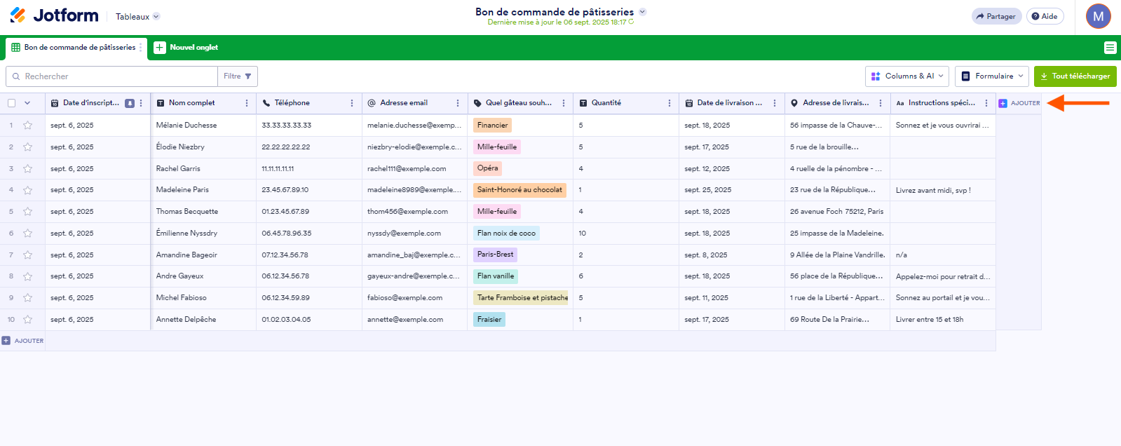 Capture d'écran d'un tableau Bon de commande de pâtisseries dans les Tableaux Jotform avec une flèche pointant vers le bouton Ajouter dans la colonne la plus à droite