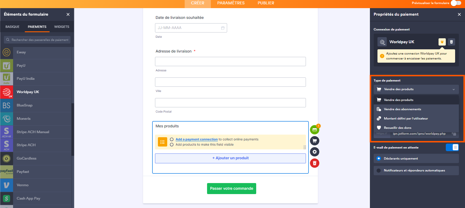 Capture d'écran d'un formulaire avec un encadré autour du menu Type de paiement dans le volet Propriété du paiement de l'intégration Worldpay UK dans le Générateur de formulaires de Jotform