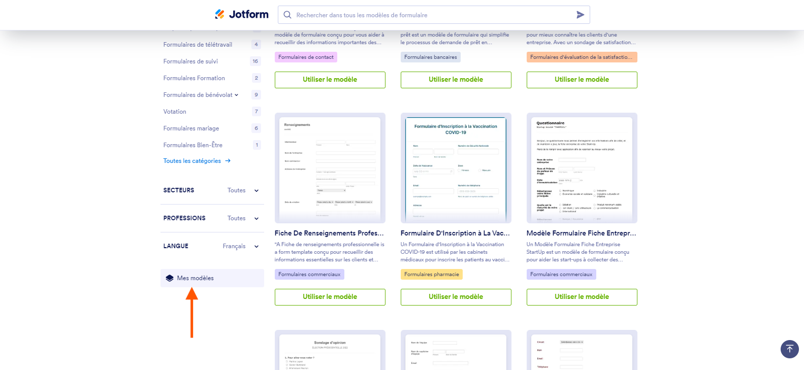 Capture d'écran de la page de la Galerie de modèles de Jotform et une flèche pointant vers l'option Mes modèles dans le menu de gauche